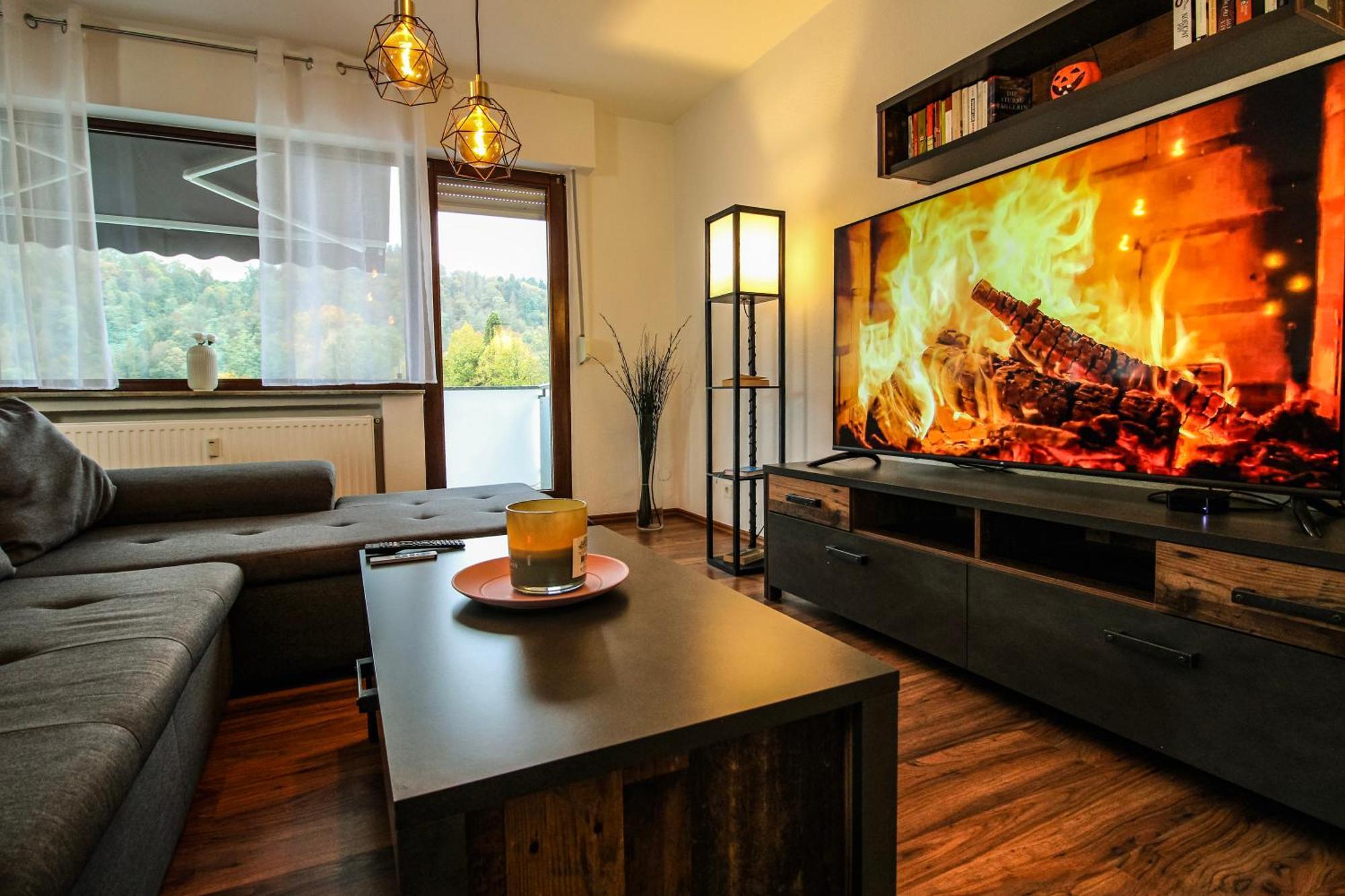 Moderne FeWo SKY Netflix Terrasse Burgblick Boxspringbett Waschtrockner Bullay Exterior foto